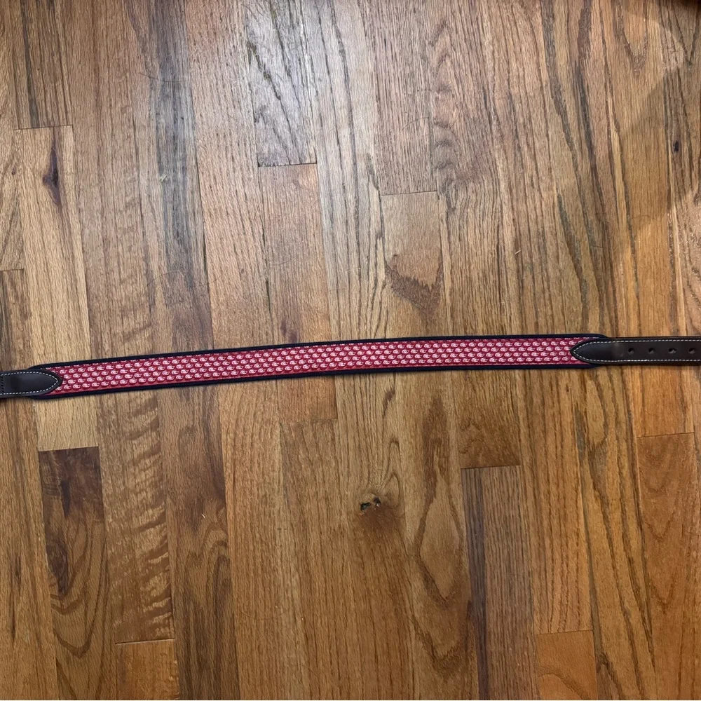 Vineyard Vines boys red Santa whale belt. Size 26
